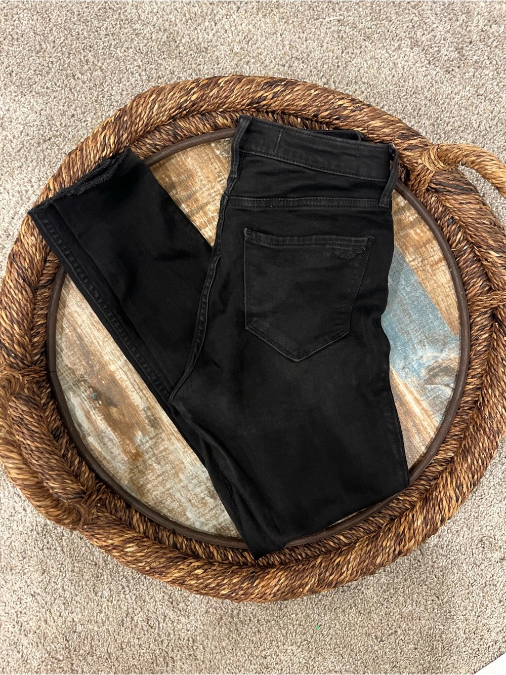 Hollister Black Curvy Jeans - High Rise Fit